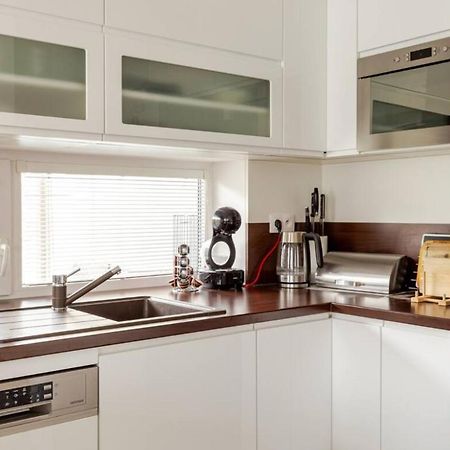 Modern 2 Bed House Near Bratislava With Parking Appartement Rovinka Buitenkant foto