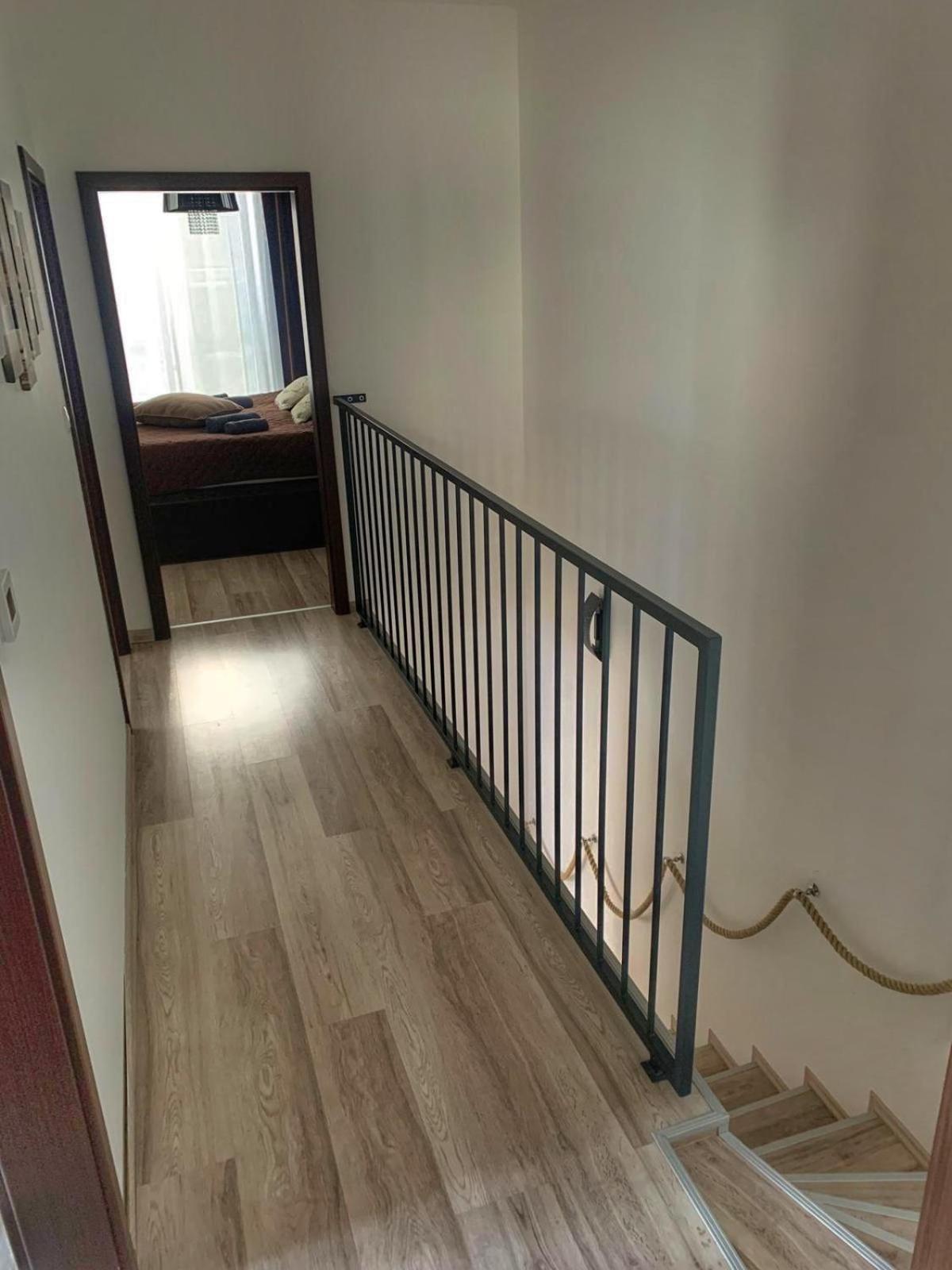 Modern 2 Bed House Near Bratislava With Parking Appartement Rovinka Buitenkant foto