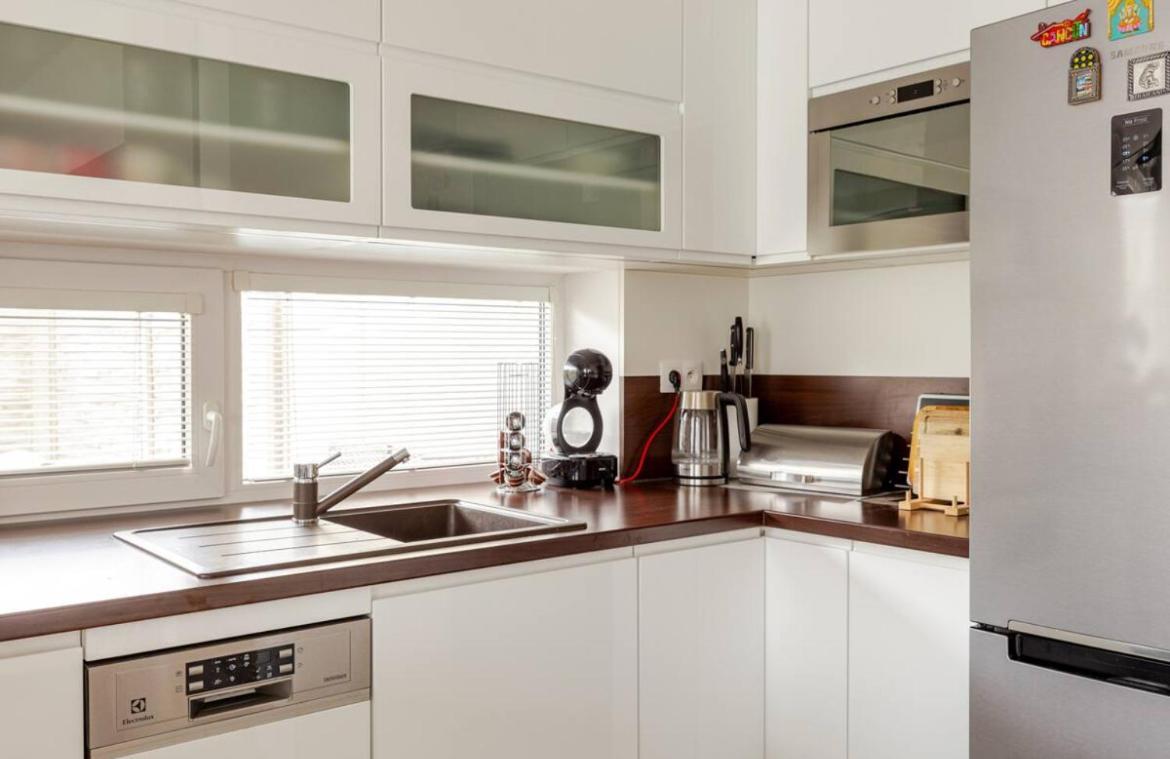 Modern 2 Bed House Near Bratislava With Parking Appartement Rovinka Buitenkant foto