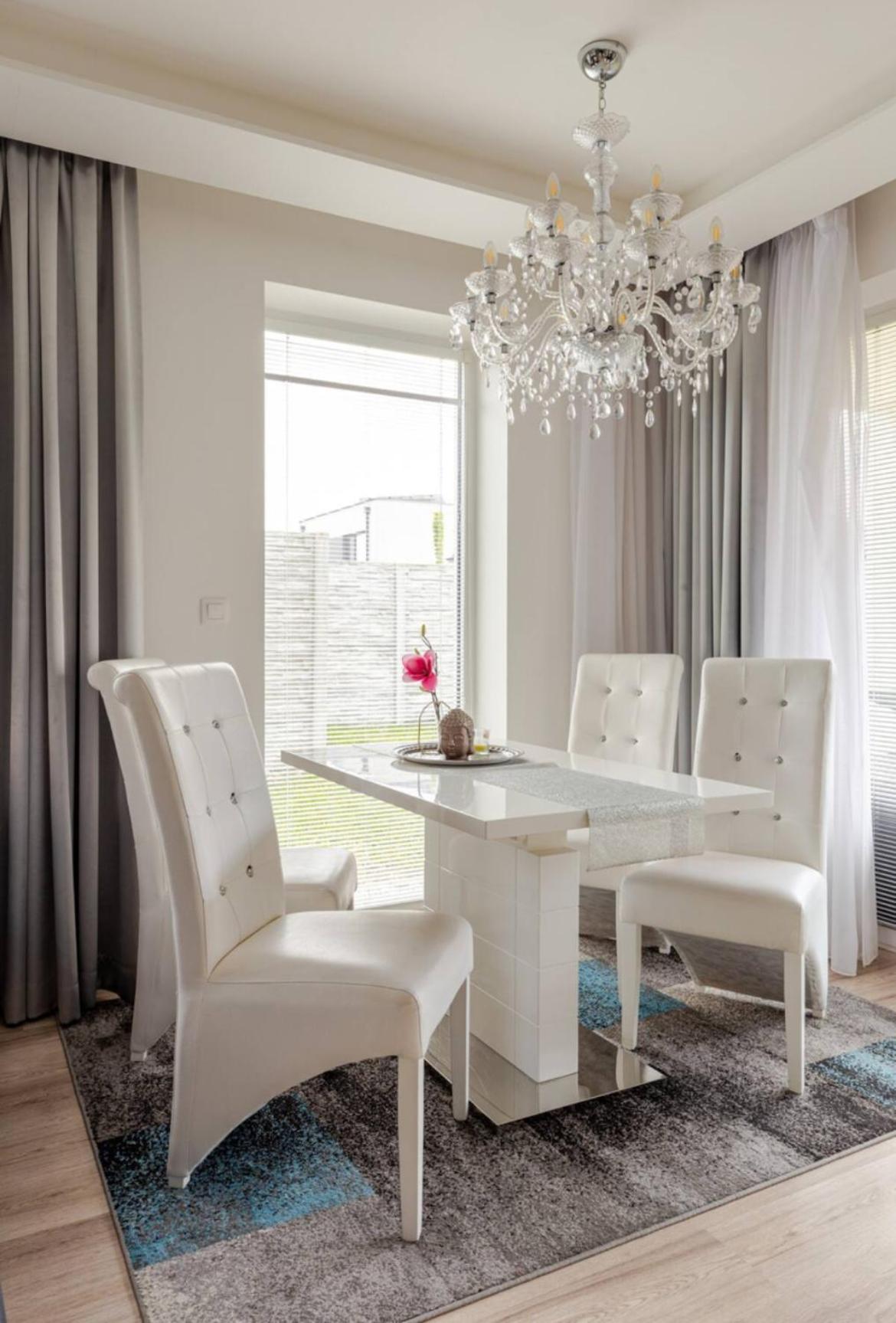 Modern 2 Bed House Near Bratislava With Parking Appartement Rovinka Buitenkant foto